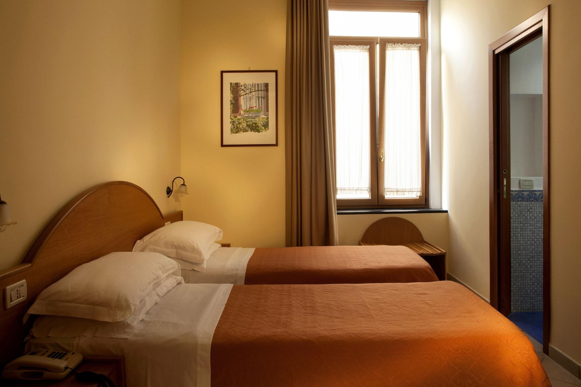Hotel Del Corso Сорренто Экстерьер фото