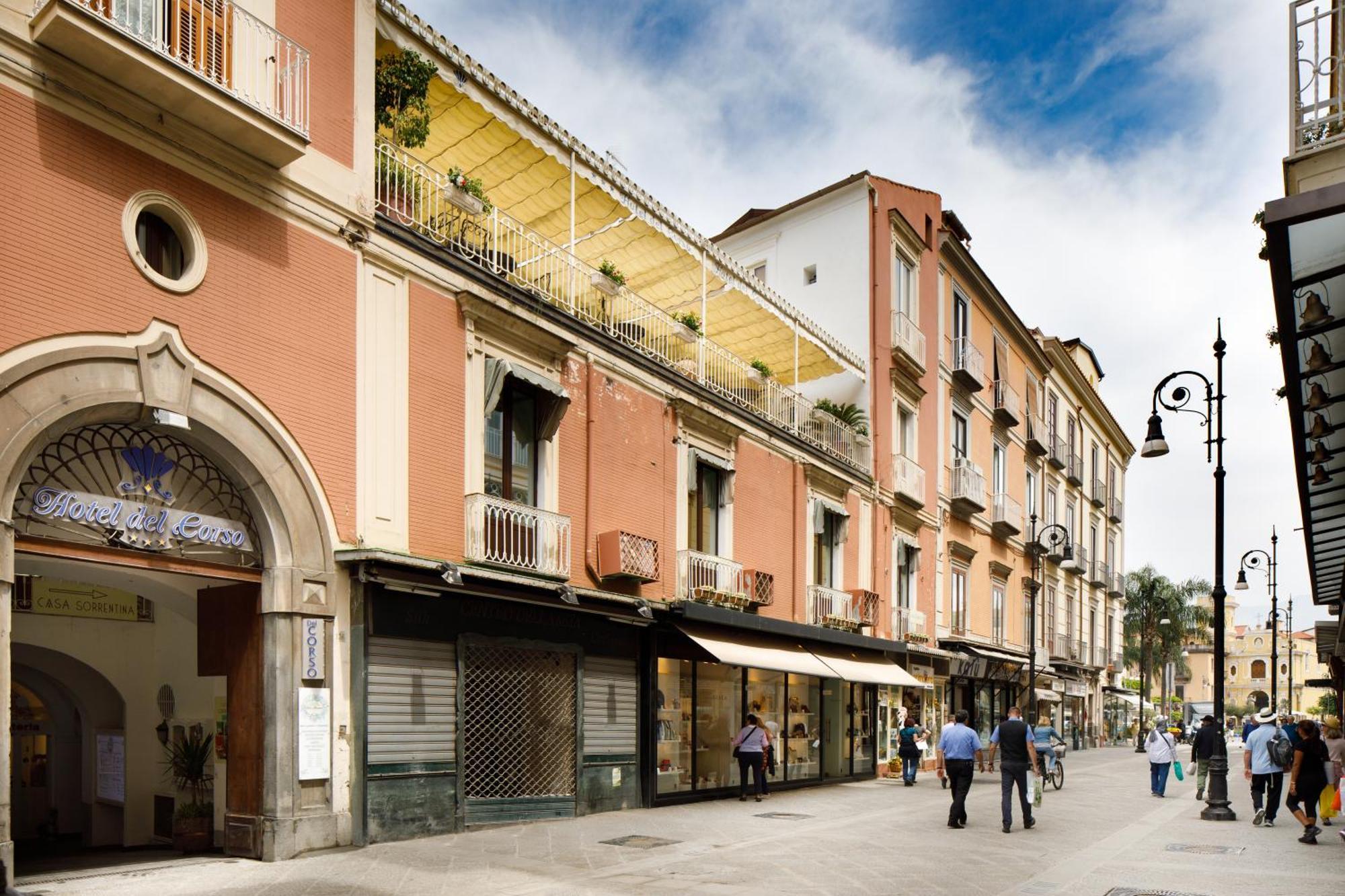 Hotel Del Corso Сорренто Экстерьер фото