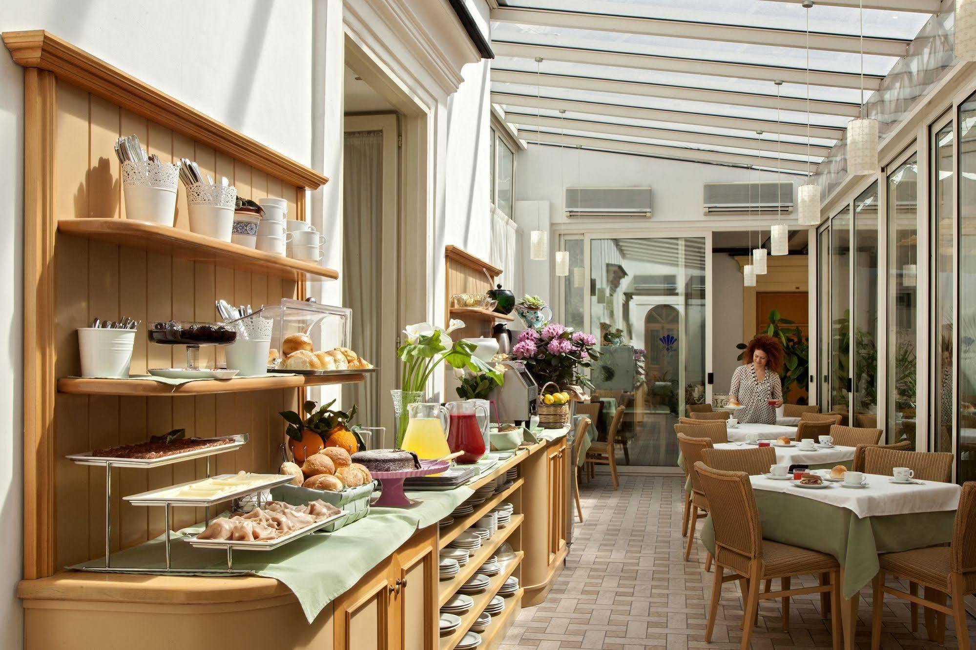 Hotel Del Corso Сорренто Экстерьер фото