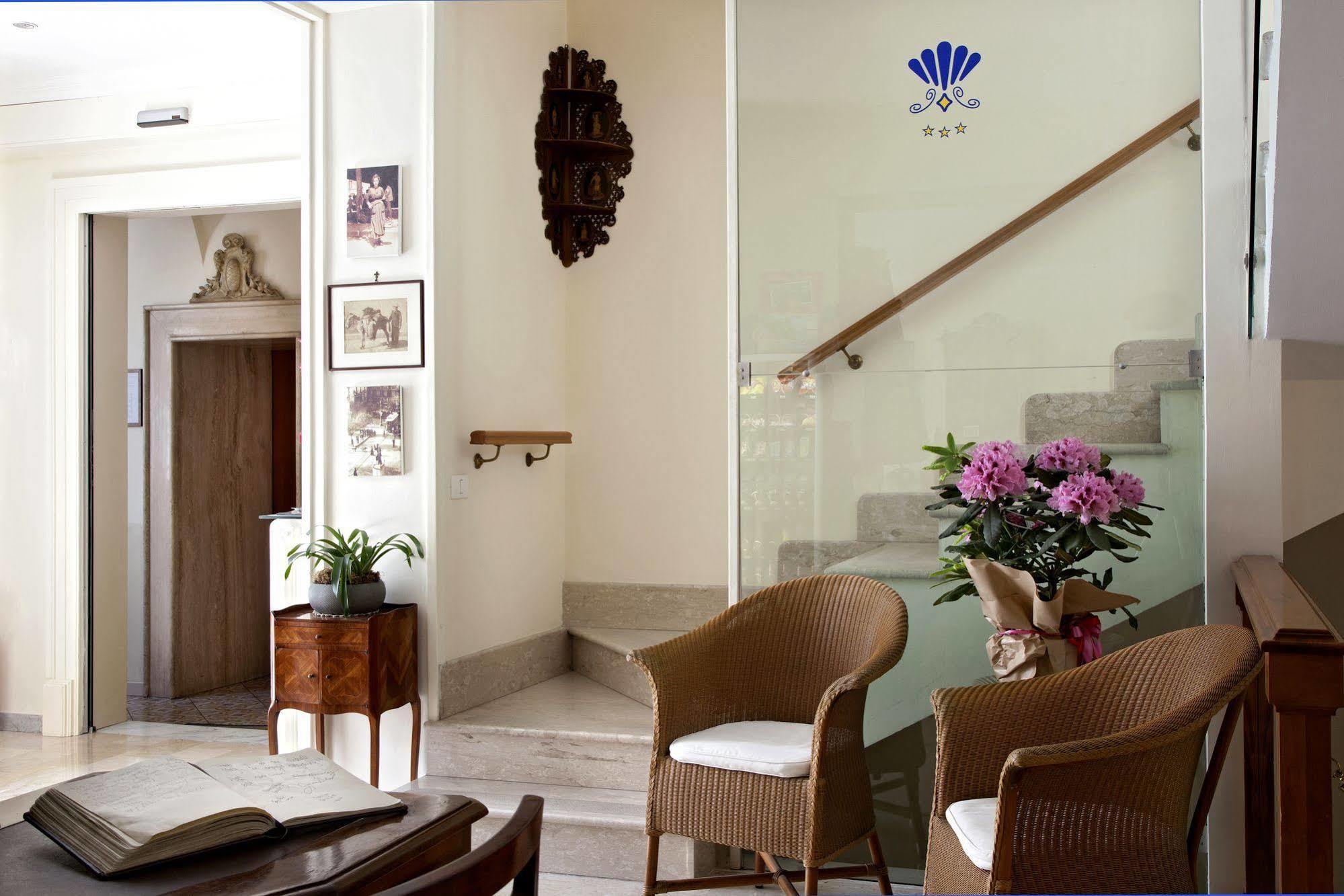 Hotel Del Corso Сорренто Экстерьер фото