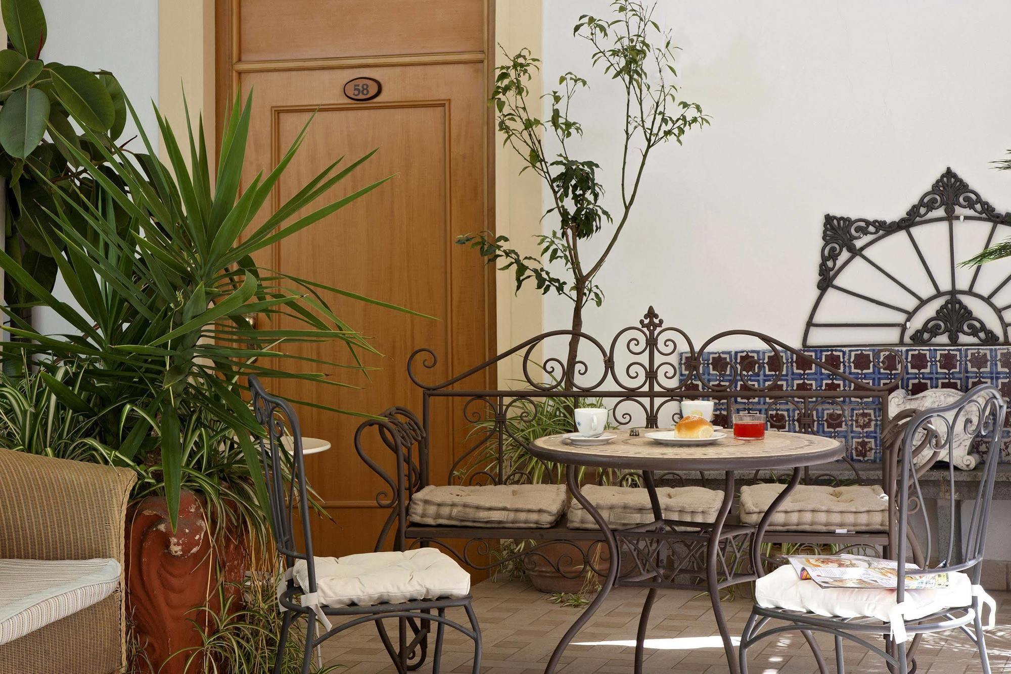 Hotel Del Corso Сорренто Экстерьер фото