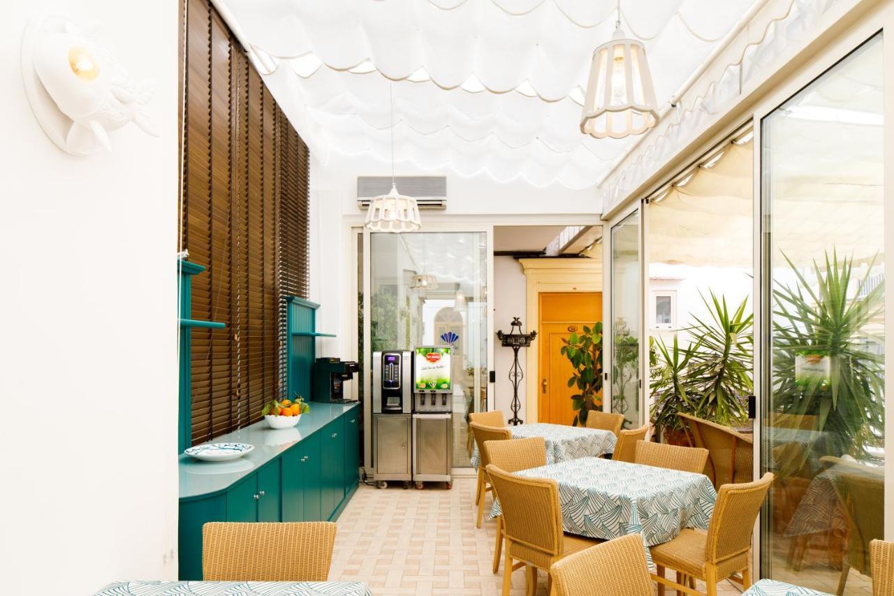 Hotel Del Corso Сорренто Экстерьер фото