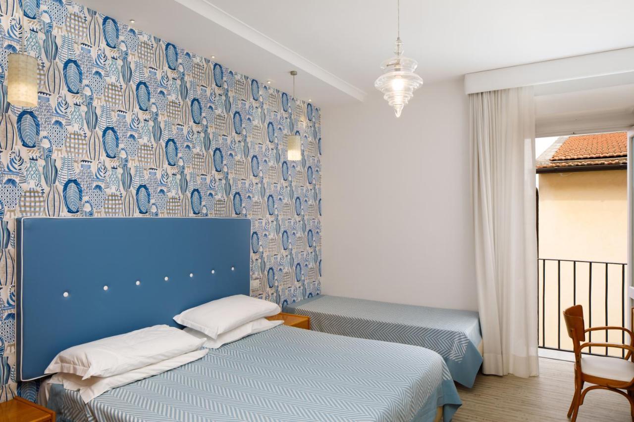 Hotel Del Corso Сорренто Экстерьер фото